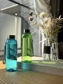 再生樹脂でできたクリアボトル５００ｍｌ