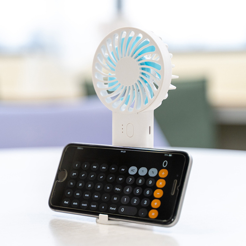 充電式ハンディファン 1