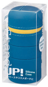 スタンドにもなるシリコンケース 4