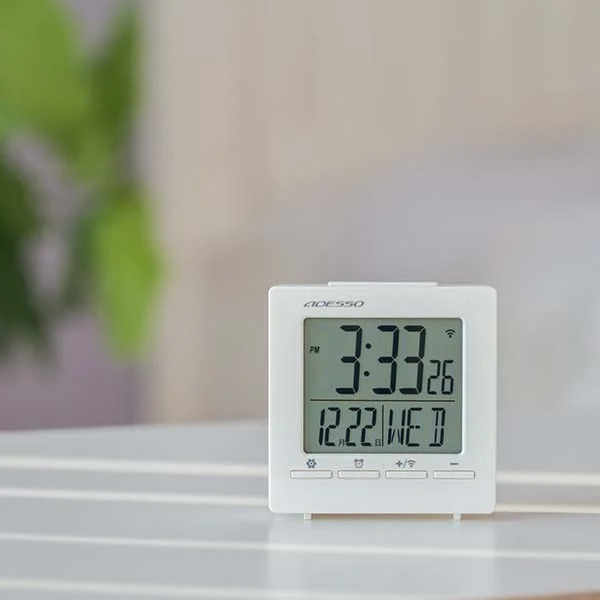 名入れスペース<br />
5×50mm 目覚まし電波クロック(ホワイト) 2